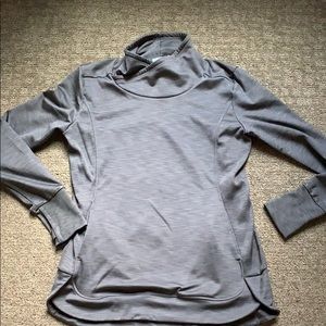 Athleta Stowe pullover
